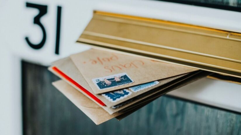 Em um dos países mais digitalizados do mundo, os meios eletrônicos substituíram as cartas. Freepik/Rawpixel.com