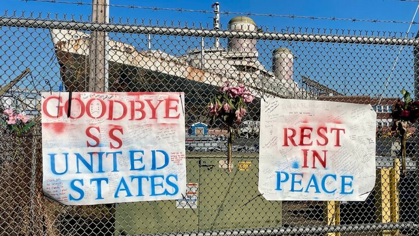 O SS United, transatlântico histórico inaugurado em 1952, será afundado para dar origem ao maior recife artificial do mundo / Fotos: Reprodução