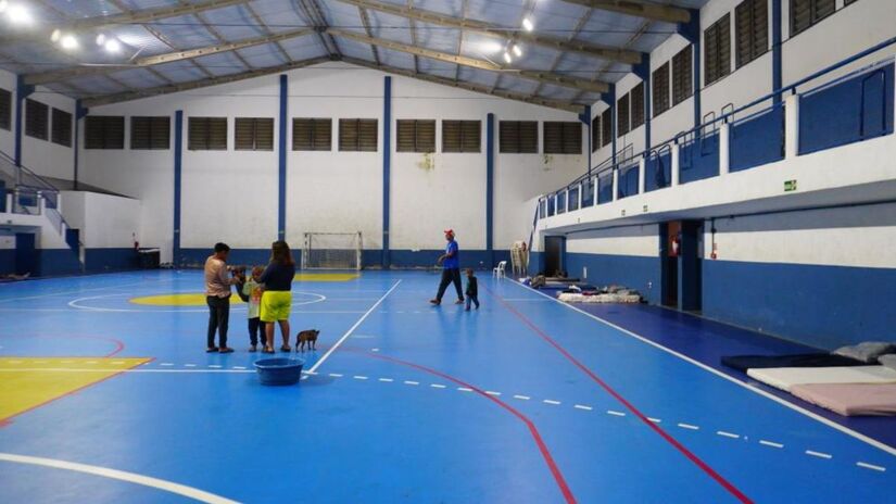 Mongaguá registrou mais de 100 milímetros de chuva em apenas 24 horas provocando inundações severas em diversos bairros /Divulgação