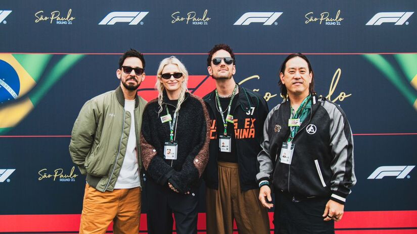 19. Linkin Park (US$ 36 Milhões) O retorno do ano. Com o projeto 'From Zero' e uma nova formação que respeita o legado de Chester Bennington, a banda lotou estádios e provou que o rock alternativo ainda tem um poder comercial avassalador em 2025/ Reprodução X/@linkinpark