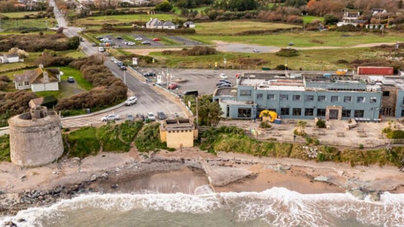 Vista privilegiada: em frente à praia de Balcarrick, no norte de Dublin, a torre oferece visão panorâmica de 360 graus do mar e da região. / Torre Martello de Balcarrick