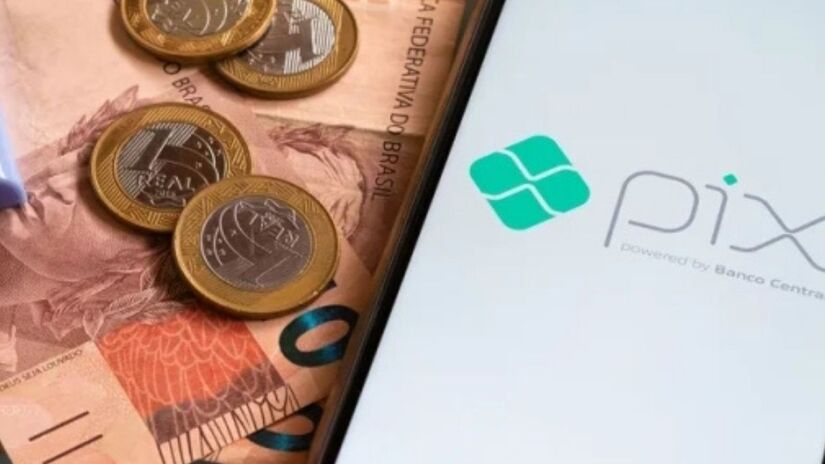 Atenção aos golpes: criminosos usam desinformação para enviar mensagens falsas pedindo pagamentos, dados pessoais ou "regularizações" ligadas ao Pix/Divulgação
