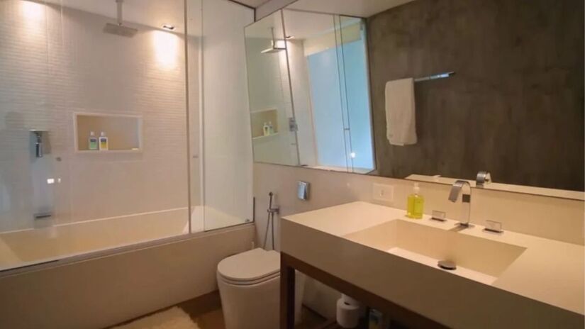 Seis mil metros quadrados de terreno onde o luxo e a natureza convivem em total harmonia