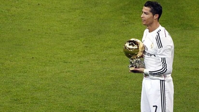 Projetada para privacidade total e conforto, a mansão de oito quartos conta com praia privada, cinema particular e uma garagem subterrânea para abrigar a coleção milionária de carros do astro/Wikimidia communs