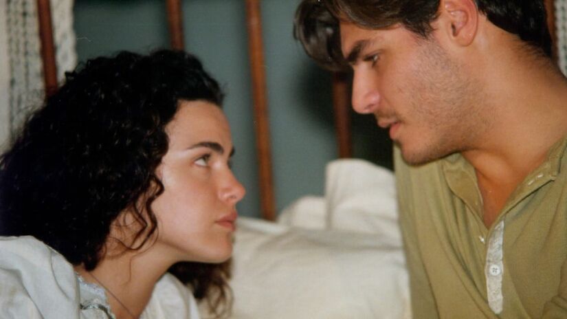 Juliana (Ana Paula Arósio) e Matteo (Thiago Lacerda)/Globo
