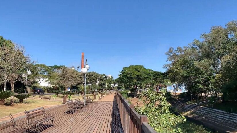 Porto Ferreira detém o título oficial de Capital Nacional da Cerâmica Artística e Decoração por sua relevância cultural e econômica / Fotos: Reprodução Youtube/Traços do Mundo