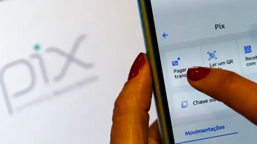 Pix não tem imposto: a Receita Federal reforça que o Pix é apenas um meio de pagamento e não gera cobrança de taxas ou tributos. Qualquer mensagem falando em "taxa do Pix" é falsa/Divulgação
