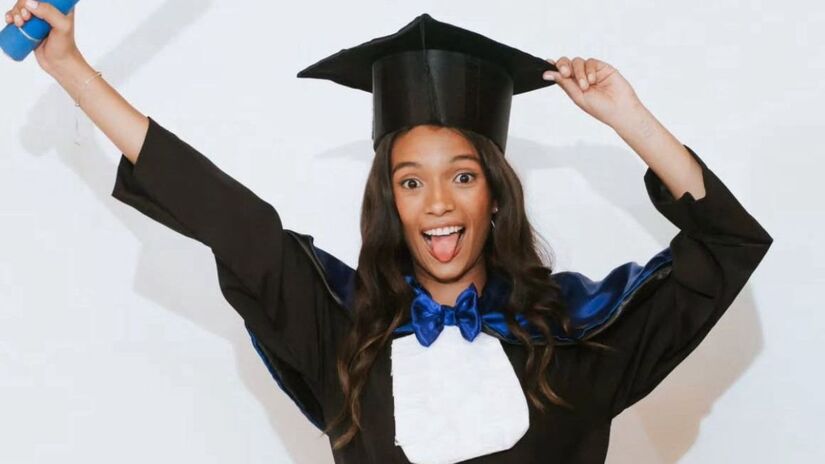 Prata hist&oacute;rica nos Jogos Ol&iacute;mpicos de T&oacute;quio (2021)
Aos 13 anos, conquistou a medalha de prata no skate street, tornando-se uma das medalhistas ol&iacute;mpicas mais jovens da hist&oacute;ria do Brasil/ Redes Sociais 