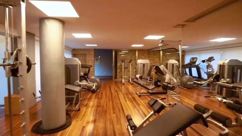 A mansão conta com uma academia particular (Piquet Realty/Divulgação)