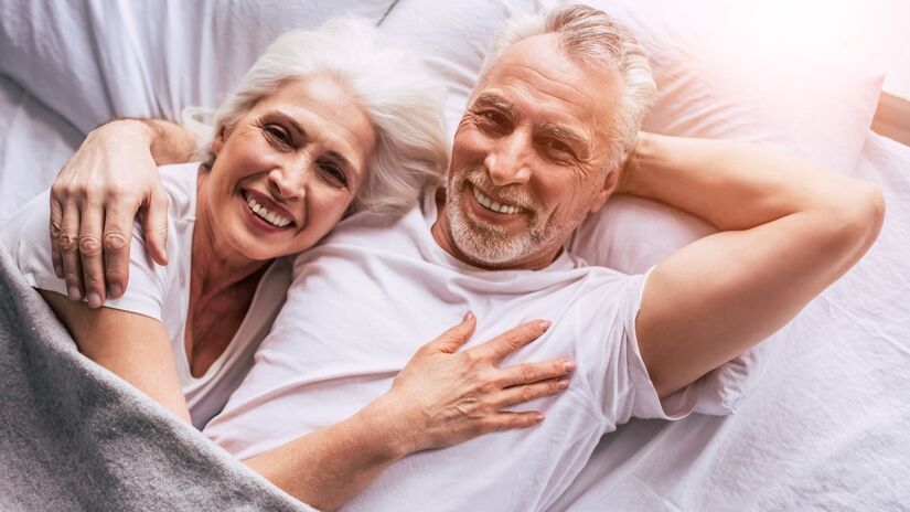 Usar roupas de cama individuais permite que cada pessoa tenha mais conforto t&eacute;rmico durante a noite / Pixabay