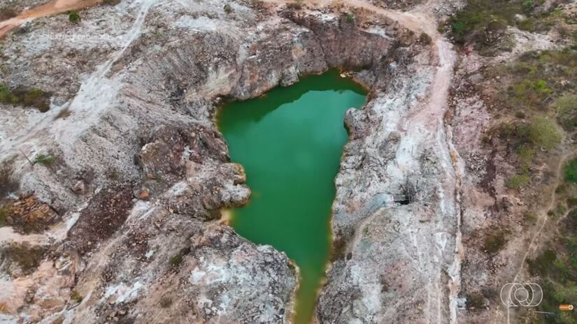 A atividade mineral, marca hist&oacute;rica da Capital Mundial do Cristal, exige monitoramento ambiental constante para preservar o solo e os recursos h&iacute;dricos do Cerrado / Fotos: Reprodu&ccedil;&atilde;o/YouTube Victor Andrade