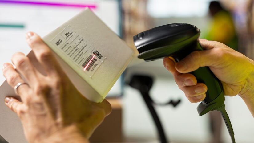 Antes "cego" e anônimo, o código de barras agora dá lugar a sistemas capazes de identificar hábitos e perfis do consumidor