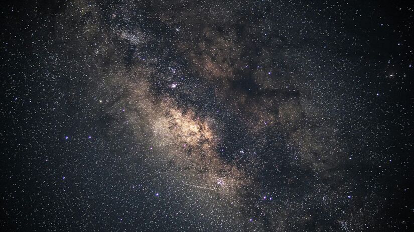 Astrônomos utilizam dados de composição química e temperatura para rastrear a origem das primeiras estrelas/Pexels