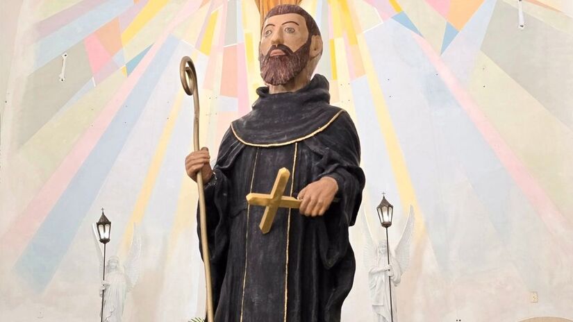 Divulgação & Paula Alves/PMG