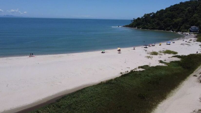 A Praia do Forte, em São Francisco do Sul (SC), ficou com a 2ª colocação no ranking, somando 93 pontos. Divulgação/Prefeitura de São Francisco do Sul
