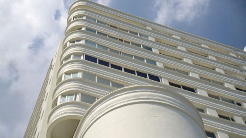 O ator possui vários imóveis, entre eles um localizado em Salvador, que é avaliado em R$ 2 milhões. Só que o valor do condomínio gira em torno de apenas R$ 400 por mês (Divulgação)