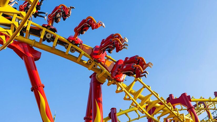 Entre as diversas atrações do parque estão uma roda-gigante, barco viking, autopista, trenzinhos, cama elástica e áreas de games (Divulgação/Beto Carrero World/Imagem Meramente Ilustrativa)