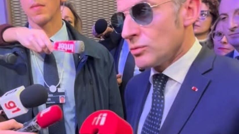 O acessório de luxo, com design inspirado no estilo Top Gun e avaliado em cerca de R$ 3,5 mil, viralizou nas redes sociais ao destacar a técnica centenária de armações em ouro da marca fundada em 1921/Instagram