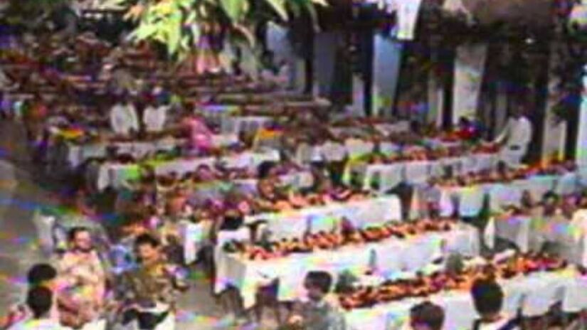 Durante o auge do pré-Carnaval, o Ilha Porchat Clube chegava a receber até 50 mil pessoas em seus 40 mil metros quadrados de área/Reprodução