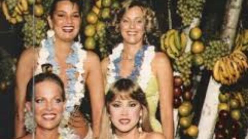 Nomes como Emílio Surita e Otávio Mesquita iniciaram suas carreiras na TV fazendo reportagens irreverentes no meio da folia do clube/Reprodução