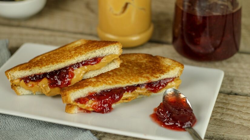 O consumo frequente de geleias e doces no p&atilde;o pode aumentar a ingest&atilde;o di&aacute;ria de a&ccedil;&uacute;car / Pixabay