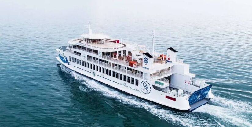Com 66 metros de comprimento e capacidade para 500 passageiros, o Olympia Dream Seto inaugura uma nova era no transporte naval/Divulga&ccedil;&atilde;o