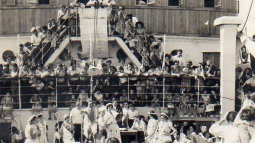 Um dos navios que partiram da Europa com imigrantes rumo ao Porto de Santos, trazendo milhares de pessoas com sonhos e muitos planos/Elisabete Recchia/Acervo Pessoal