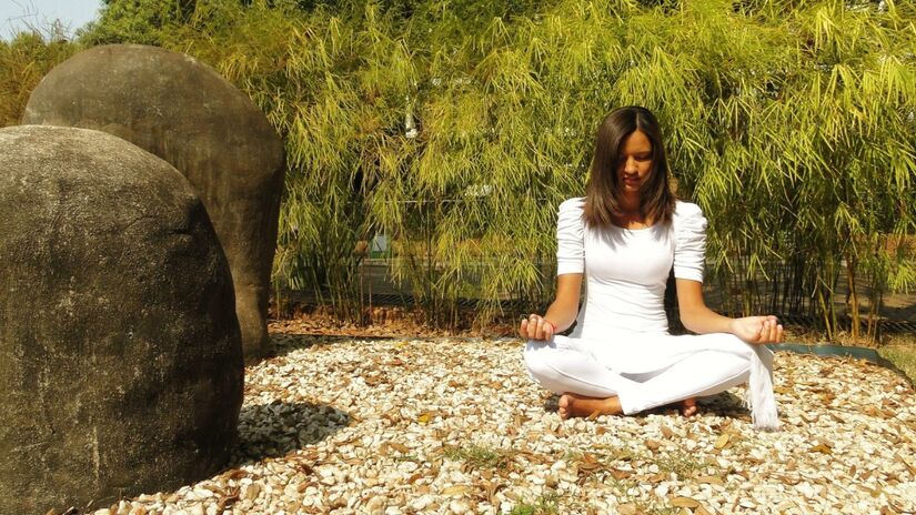 Usar roupa branca simboliza paz, renovação e desejo de equilíbrio / Pixabay