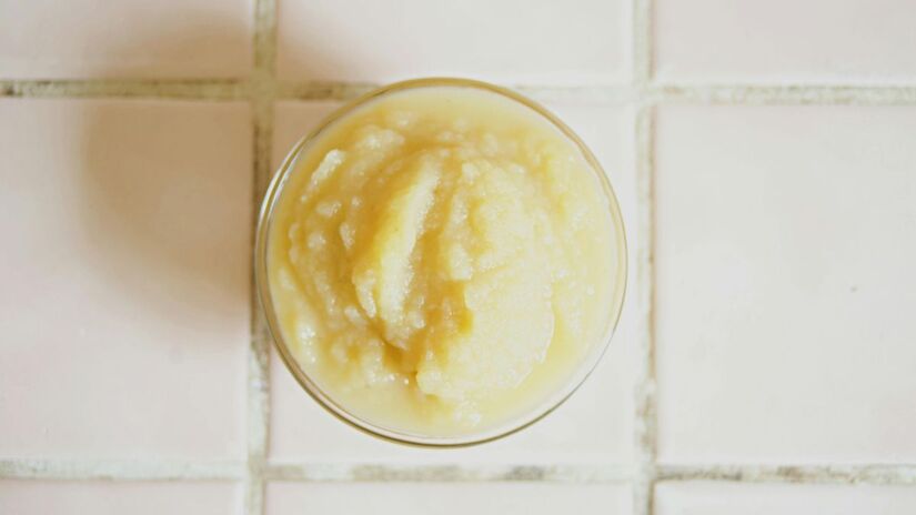 A mobilização popular em torno da idosa de 101 anos acendeu o debate sobre até onde as instituições podem interferir na dieta de residentes centenários/Pexels