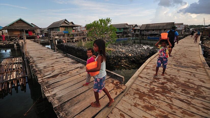 O que vemos hoje é um exemplo raro de como o ambiente pode forçar o corpo humano a se adaptar para sobreviver . BastianKyle/Wikimedia Commons