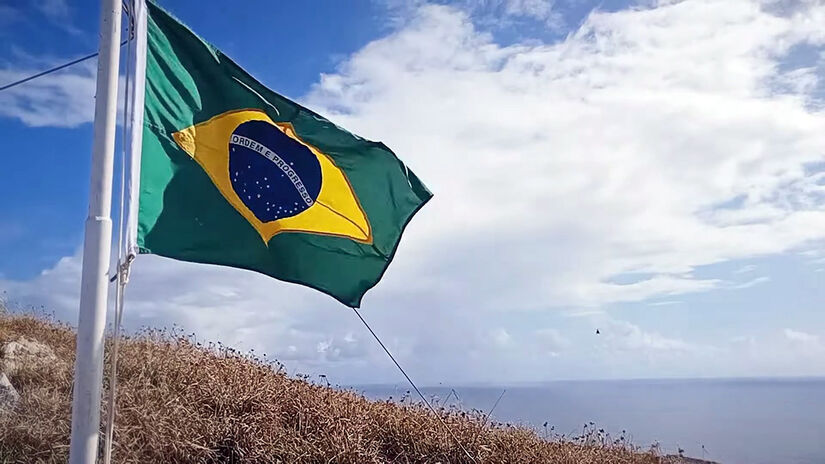 O acesso é altamente controlado e restrito a embarcações autorizadas / Reprodução/YouTube