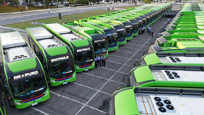 Chassis modernos com sistemas inteligentes de conectividade oferecem mais controle ao motorista e maior efici&ecirc;ncia operacional no dia a dia. Foto: JFDiorio/SECOM