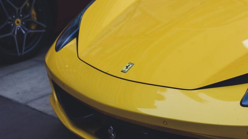 Segundo a Tabela Fipe, a alíquota do IPVA é de 4% sobre o valor do veículo (Arvind Shakya/Pexels)