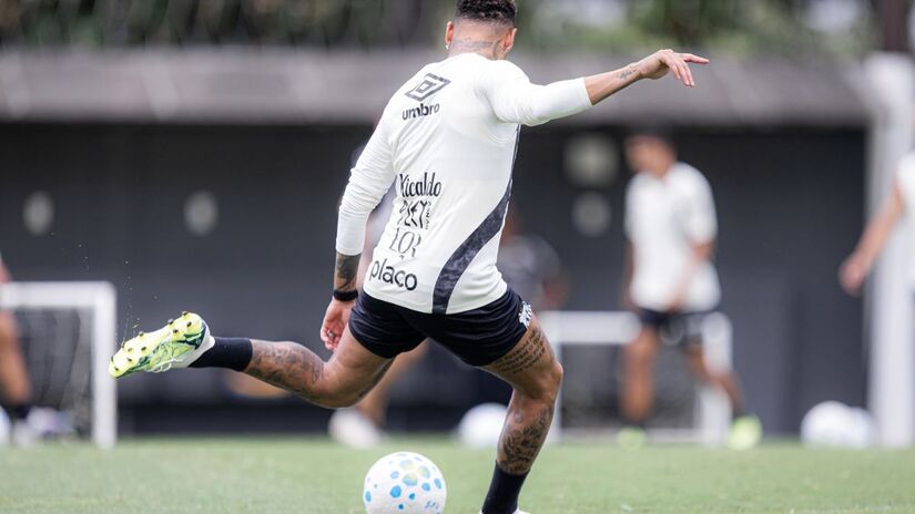 Vampeta argumentou que a idade começa a pesar, inclusive mentalmente