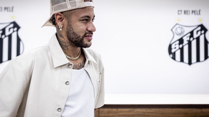 Neymar vem cobrando excessivamente colegas em lances decisivos