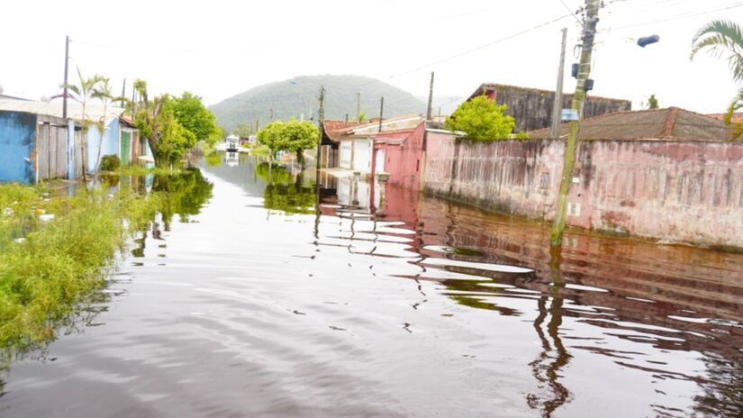 Assinado pelo governador Tarcísio de Freitas, o decreto estadual reconhece os danos causados pelas chuvas entre dezembro de 2025 e janeiro de 2026 /Divulgação