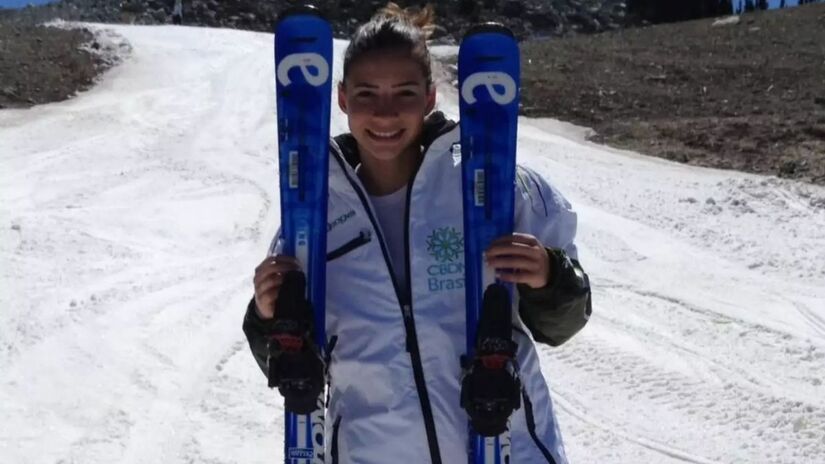 Laís Souza (Sochi 2014): A brasileira migrou da ginástica para o esqui aéreo e sofreu um acidente fatal para sua carreira nos EUA. Ao colidir com uma árvore, sofreu uma lesão na coluna que a deixou tetraplégica/Redes Sociais 