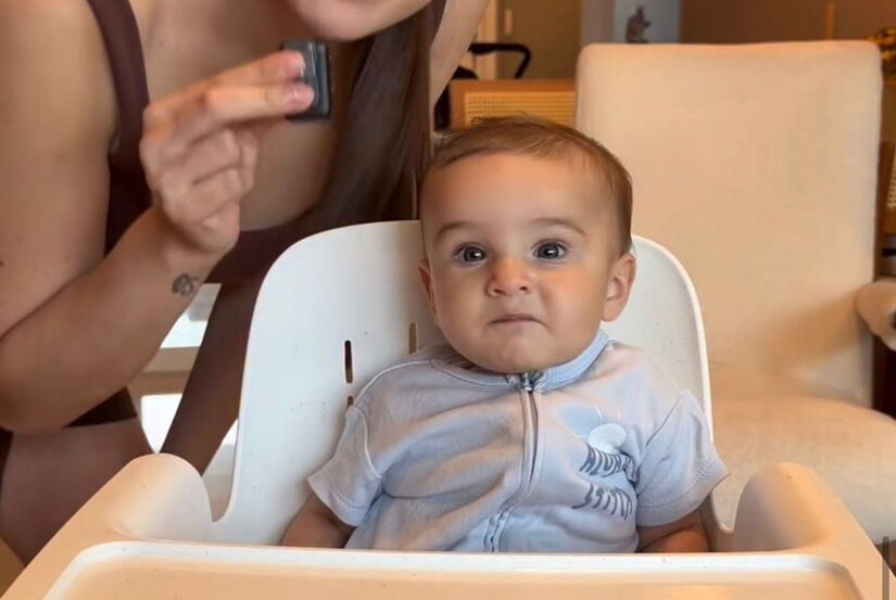 Gabriela explica que a escolha n&atilde;o &eacute; por 'excentricidade', mas para estimular os sentidos de Filippo desde cedo/ Reprodu&ccedil;&atilde;o/Instagram @gabimuxagata