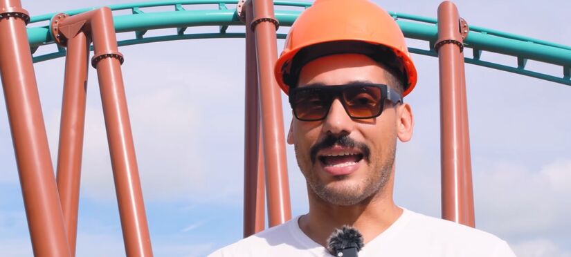 Alisson Traldi, do canal Hapfun, mostrando a ação / Hapfun