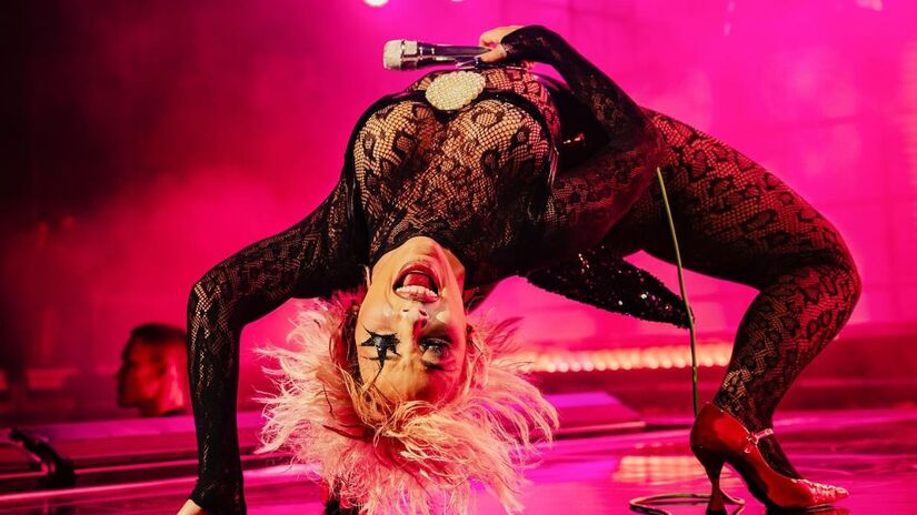 A visita ocorre em um momento estratégico, apenas um dia antes do show único que Doja Cat realizará no Suhai Music Hall/Instagram