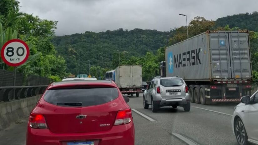 Serviços de manutenção contemplam recuperação de pavimento, barreiras de concreto e sinalização vertical e horizontal/Alexandre Bueno/DL