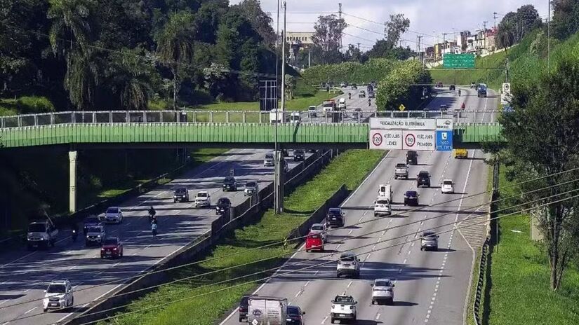 A via conta com pistas modernas e monitoramento operacional ao longo de todo o percurso /Ecovias