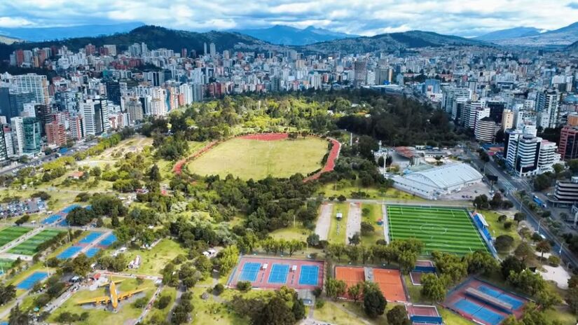 O ponto de partida para qualquer visita &eacute;, sem d&uacute;vida, o centro hist&oacute;rico mais preservado de toda a Am&eacute;rica Latina (Reprodu&ccedil;&atilde;o/YouTube/Imagem Meramente Ilustrativa)