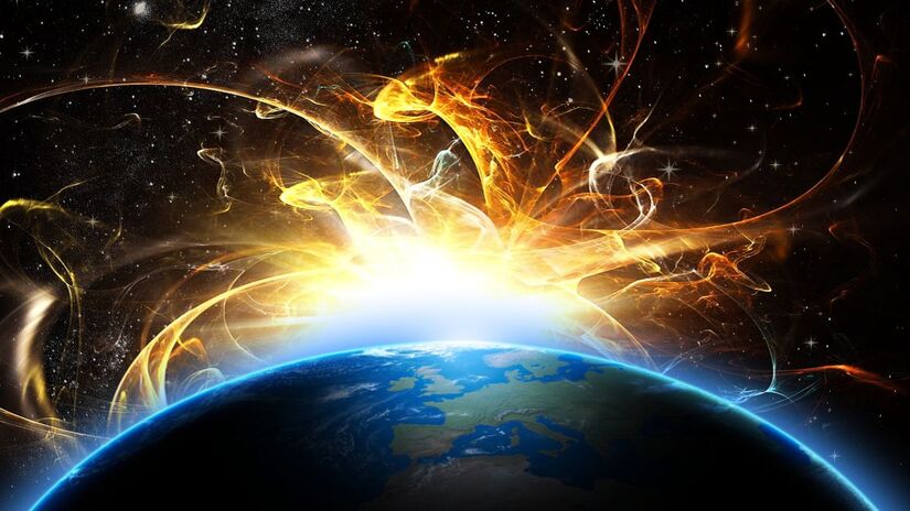 O brilho intenso dessas explosões pode ser observado mesmo a bilhões de anos-luz de distância / Pixabay