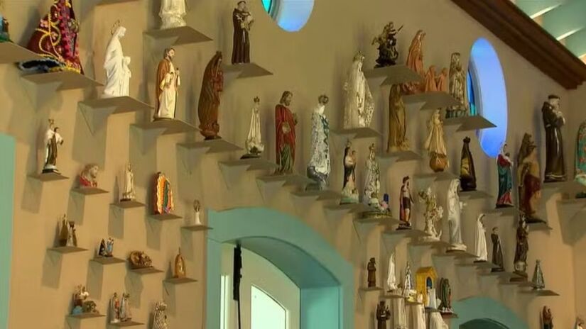 As palmeiras imperiais que decoram a entrada da Fazenda Primavera s&atilde;o o cart&atilde;o-postal do local. Elas simbolizam a longevidade da propriedade e criam uma atmosfera de casa de cinema que encanta quem visita a regi&atilde;o de Bofete/Globo