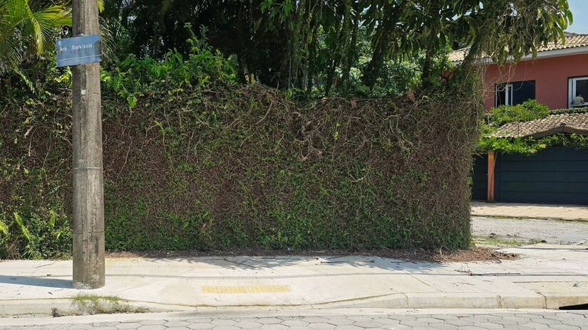 Ruas do Guaiúba recebem pavimentação em bloquetes pela primeira vez/PMG