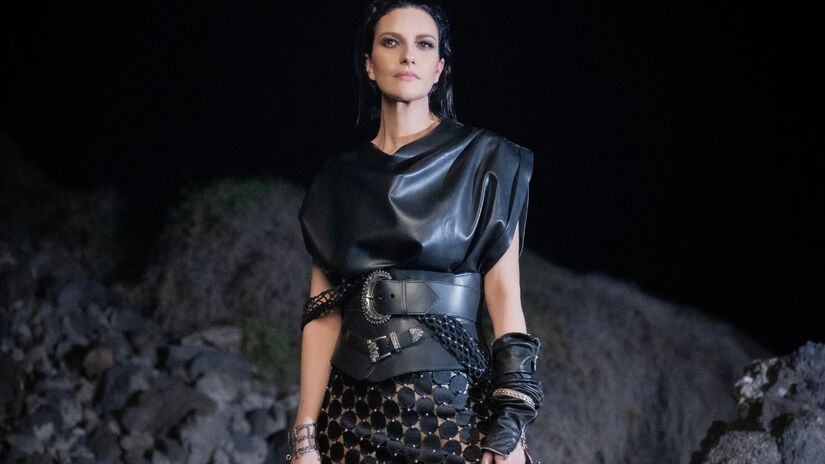 Laura se inspirou em Joana D'Arc para o novo álbum / Nicolas Loretucci/Divulgação