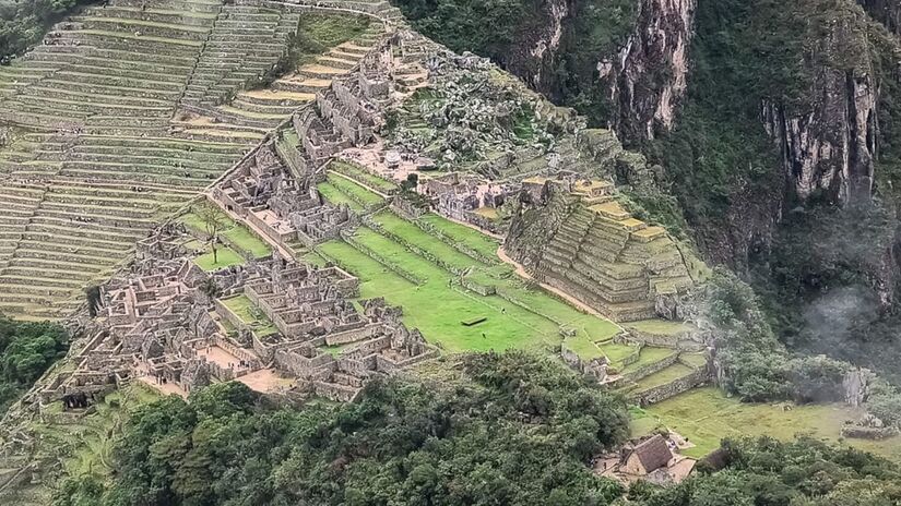Pedalar pelas vilas de Chacas, Yanama e Yungay é como viajar no tempo. A hospitalidade do povo peruano e a simplicidade da vida nas montanhas compensaram as dificuldades impostas pelo clima nebuloso e pelas subidas de até 30 quilômetros/Marco Brandão