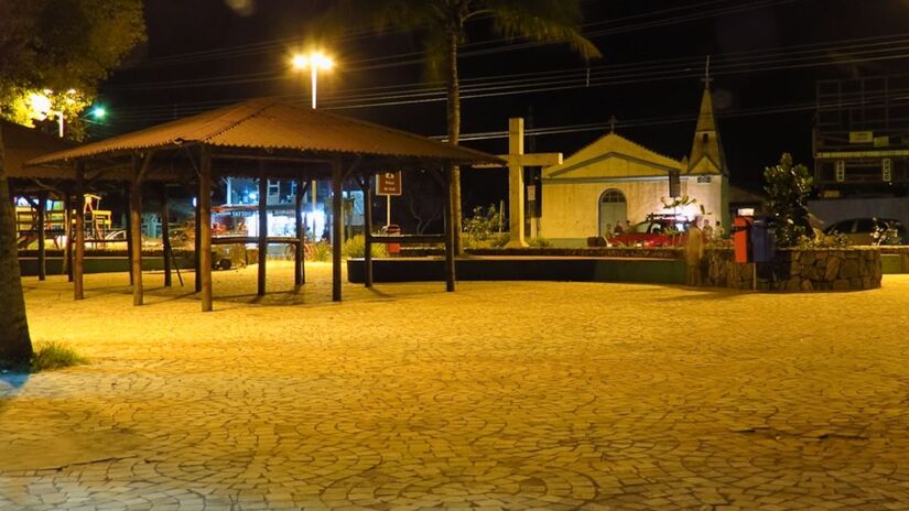 O bairro de Maresias se consolidou como um destino autossuficiente/Wikipédia