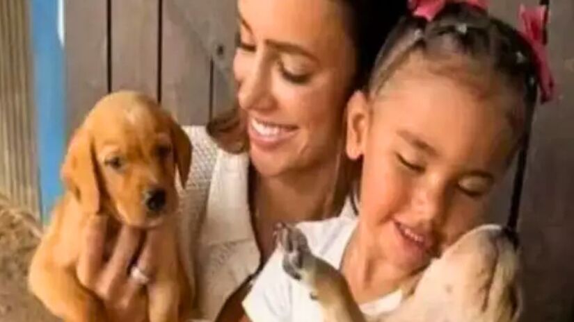 Bruna levou a filha para conhecer diversos animais, mas não imaginava que a menina se apaixonaria por um caramelo/Reprodução